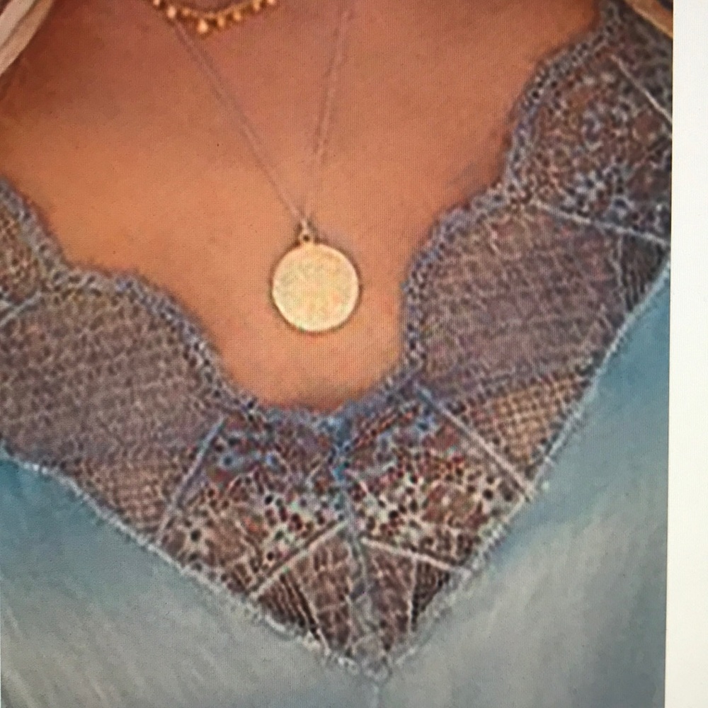 V-Neck Spaghetti Strap Top - Picture 3 of 5